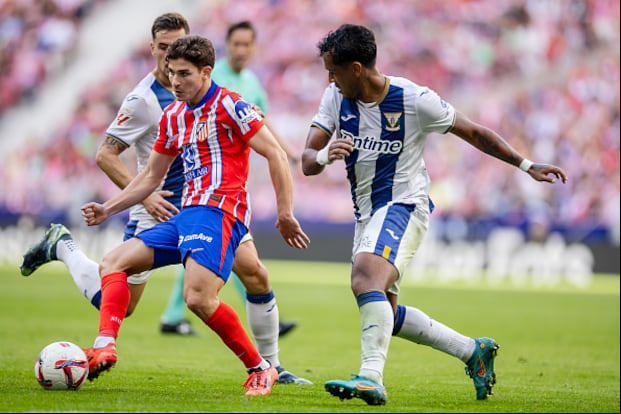 Renato Tapia fue titular en la derrota de Leganés ante Atlético de Madrid. (Foto: Getty Images)