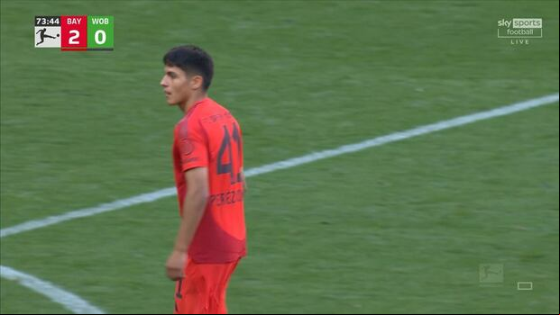 Matteo Pérez Vinlöf entró en reemplazo de Bryan Zaragoza. (Foto: captura de TV)