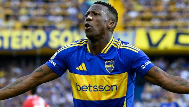 Luis Advíncula tiene contrato con Boca Juniors hasta diciembre del 2026. (Foto: Getty Images)