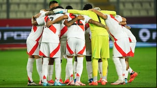 Una pizarra con tres regresos: la posible alineación que Jorge Fossati alista para el Perú vs. Brasil