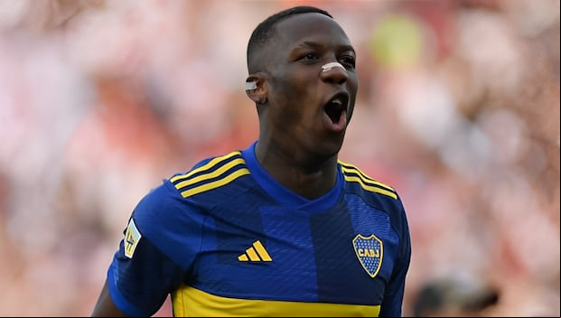 Luis Advíncula estará de baja por más de tres semanas. (Foto: Getty Images)