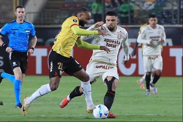 Universitario le ganó los dos partidos a Barcelona SC. ( Foto: Connie / AFP)
