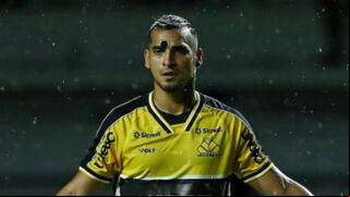 Tras el descenso de Criciúma: ¿qué ofertas tiene Miguel Trauco y dónde continuaría su carrera?