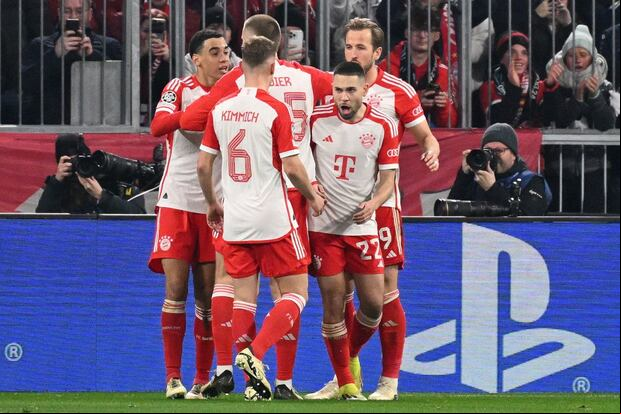 Claudio Pizarro estuvo presente en la victoria del Bayern ante Lazio | Foto: AFP
