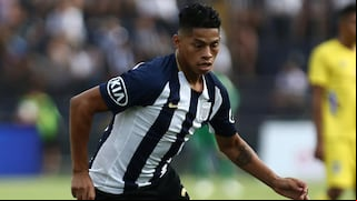 Kevin Quevedo espera su chance ante Universitario: ¿cómo le fue en los clásicos?