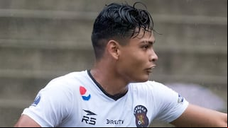 ¿Qué pasó, Jeriel? De Santis fue expulsado en el último partido de Caracas FC por un codazo