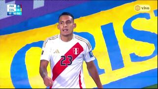 Pudo ser el primero: cabezazo de Valera y la tapada de Camilo Vargas en el Perú vs Colombia